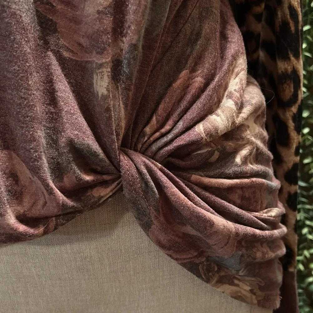 Floral & Animal Print Top - Picture 2 of 2